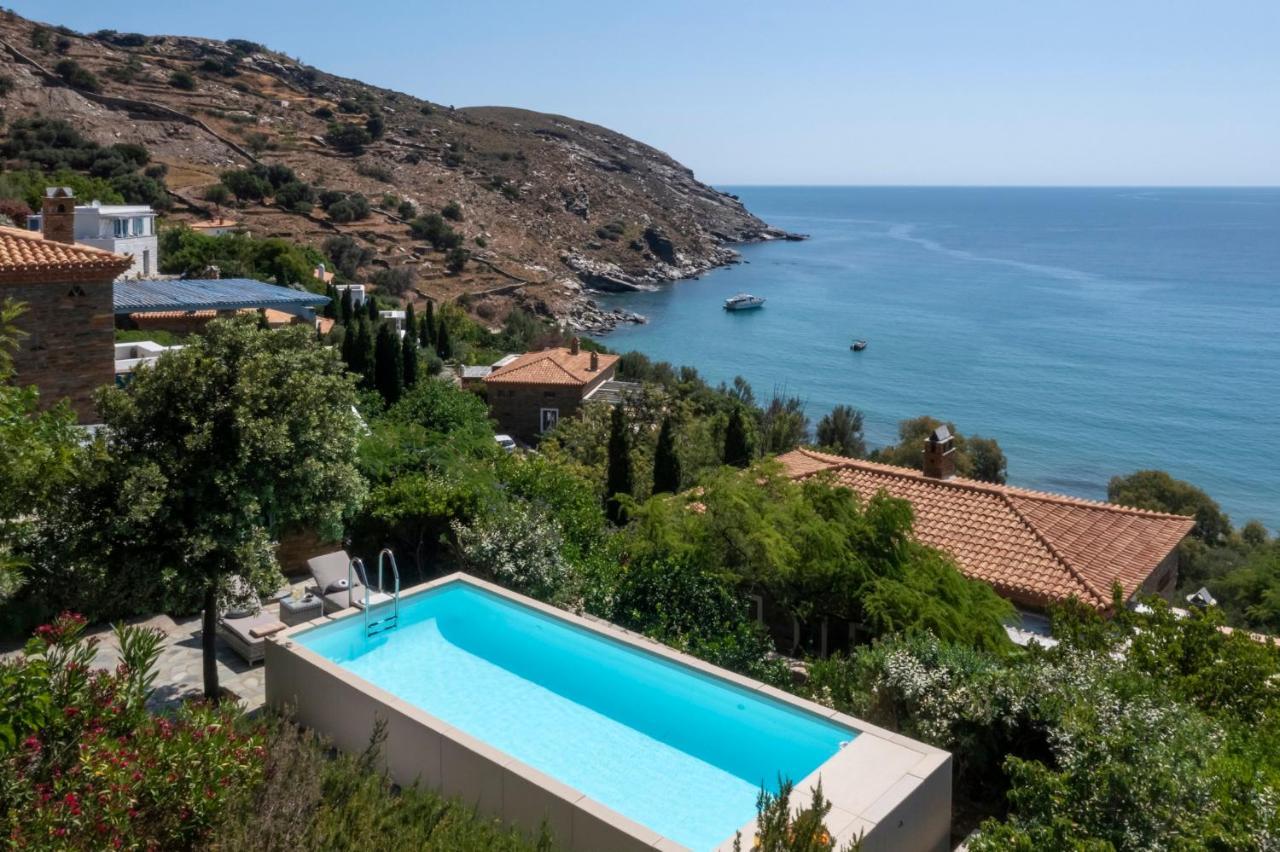 Luxury Villa By The Beach Stenies Экстерьер фото