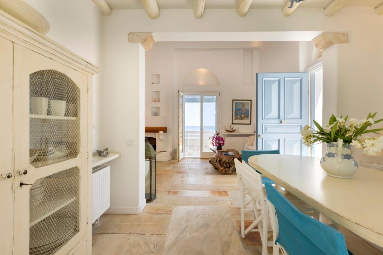 Luxury Villa By The Beach Stenies Экстерьер фото
