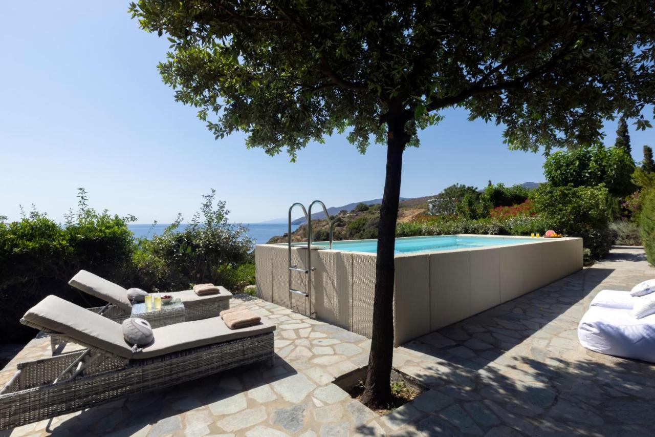 Luxury Villa By The Beach Stenies Экстерьер фото