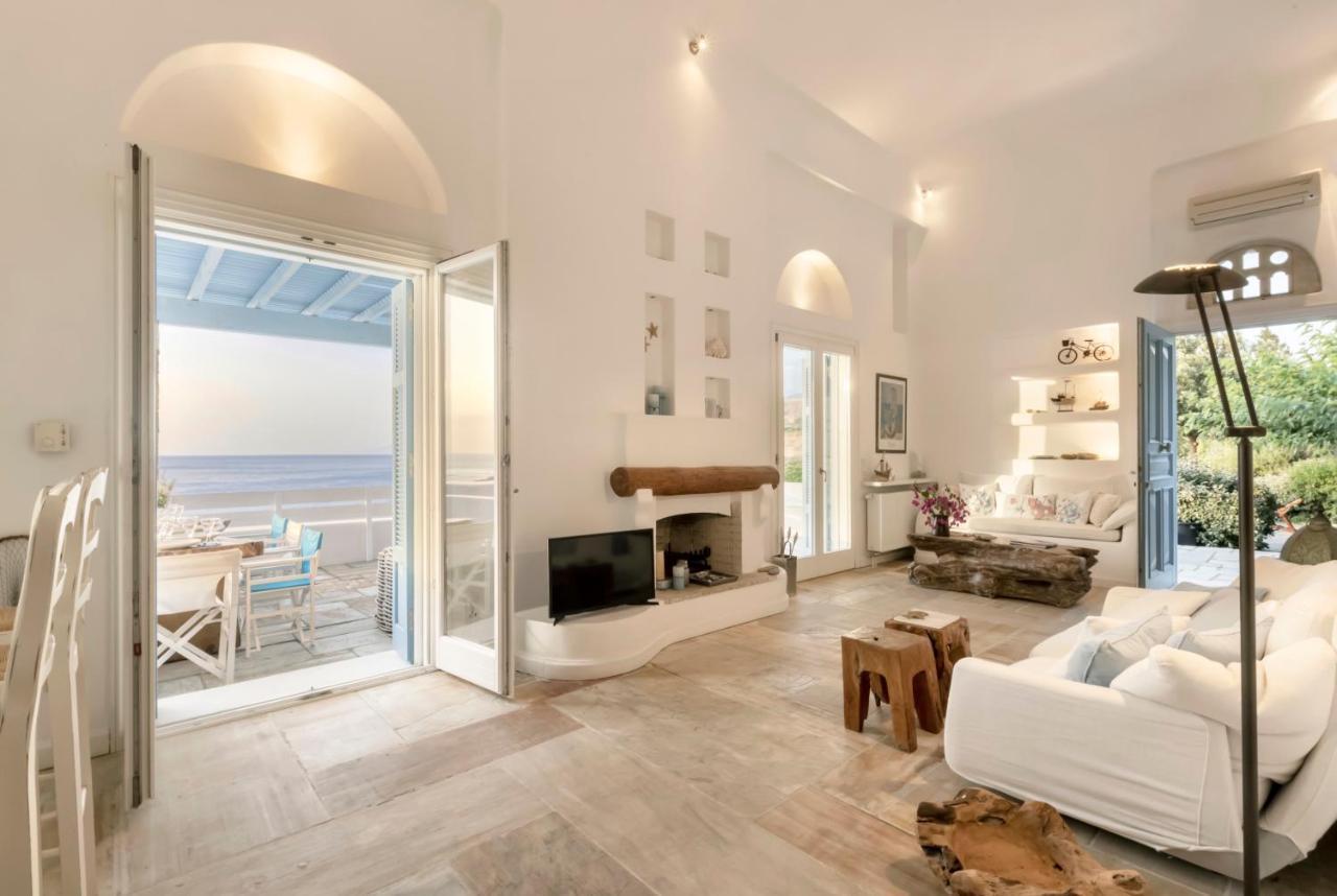 Luxury Villa By The Beach Stenies Экстерьер фото