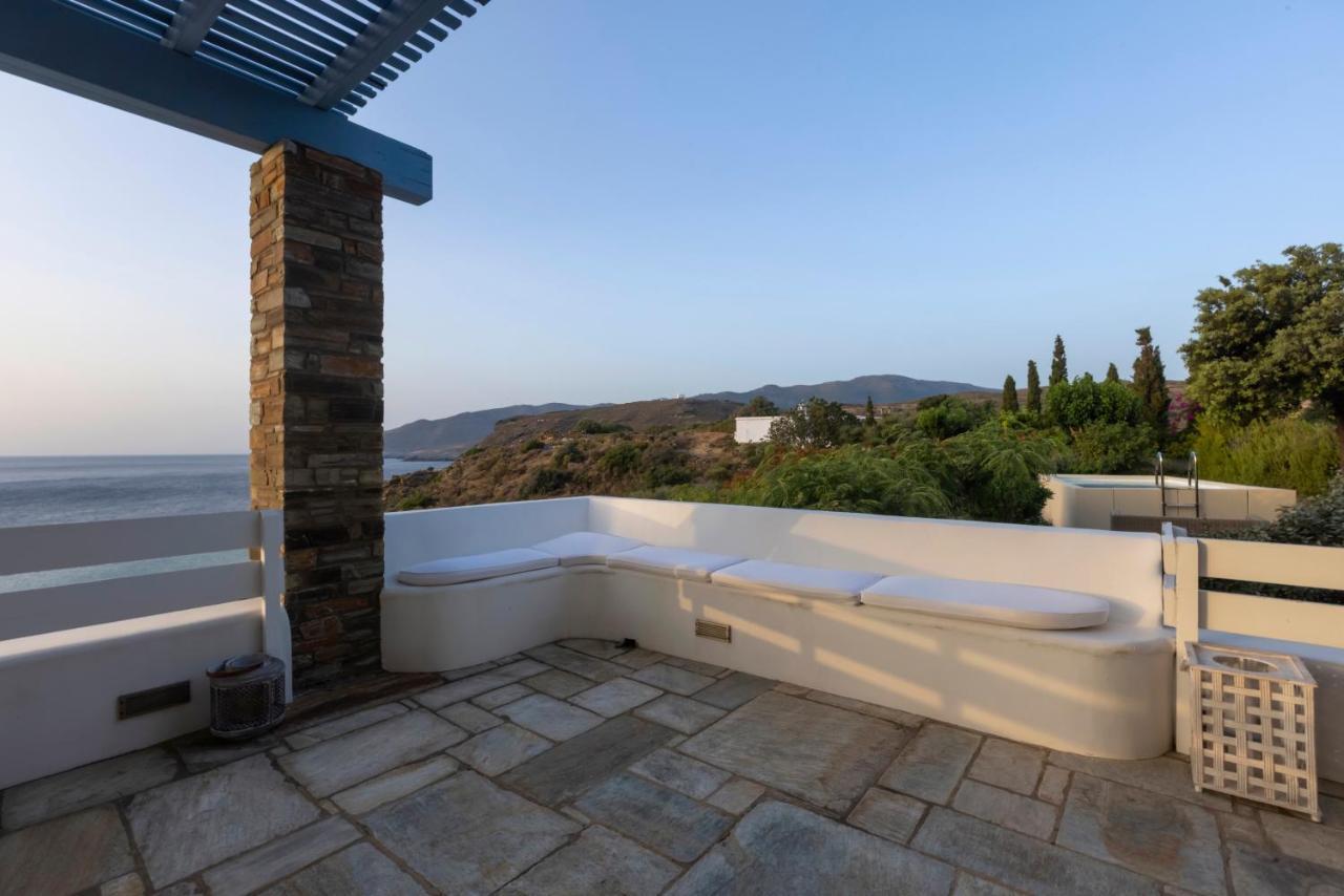 Luxury Villa By The Beach Stenies Экстерьер фото